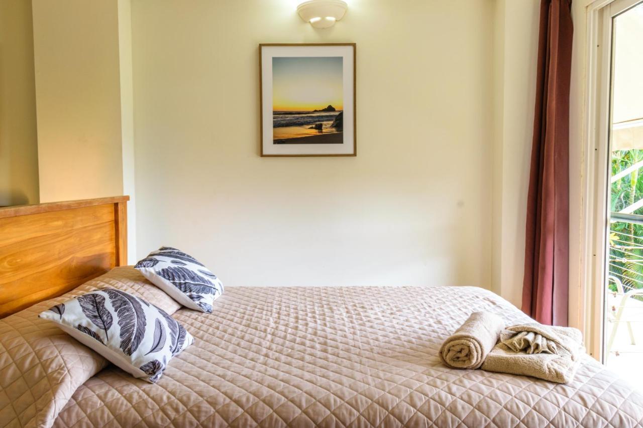 Funky Monkey Lodge Playa Santa Teresa  Екстериор снимка
