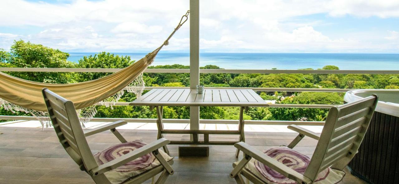 Funky Monkey Lodge Playa Santa Teresa  Екстериор снимка