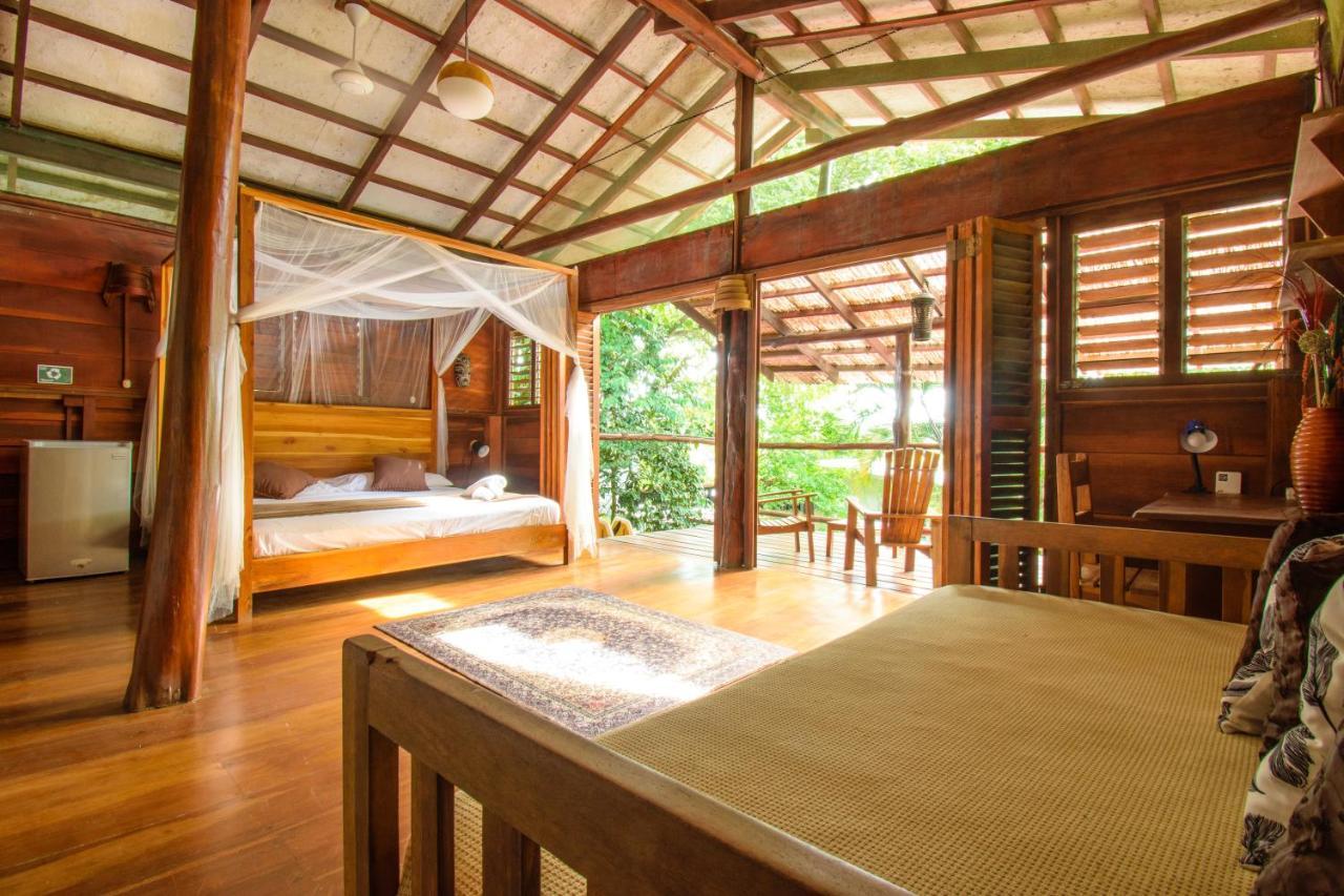 Funky Monkey Lodge Playa Santa Teresa  Екстериор снимка