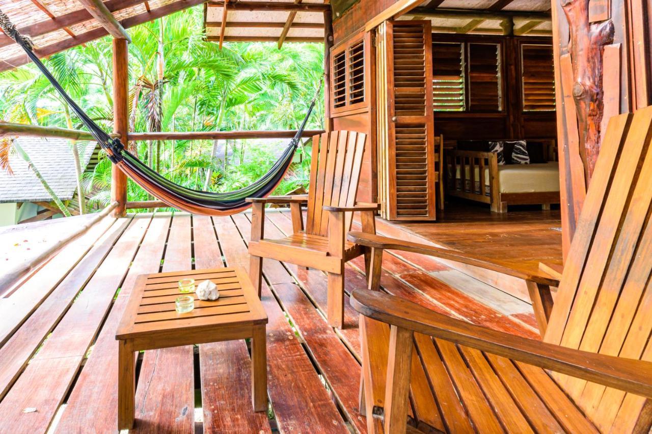 Funky Monkey Lodge Playa Santa Teresa  Екстериор снимка