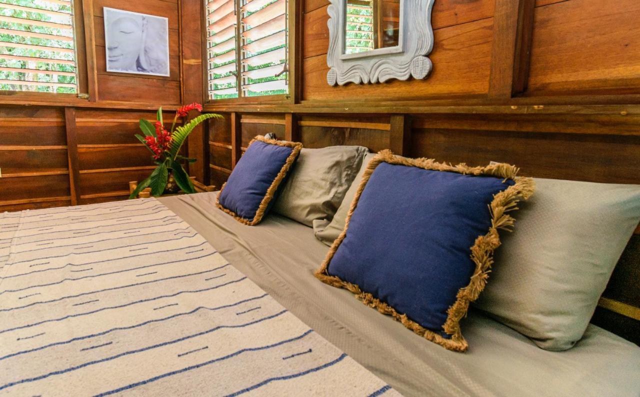 Funky Monkey Lodge Playa Santa Teresa  Екстериор снимка