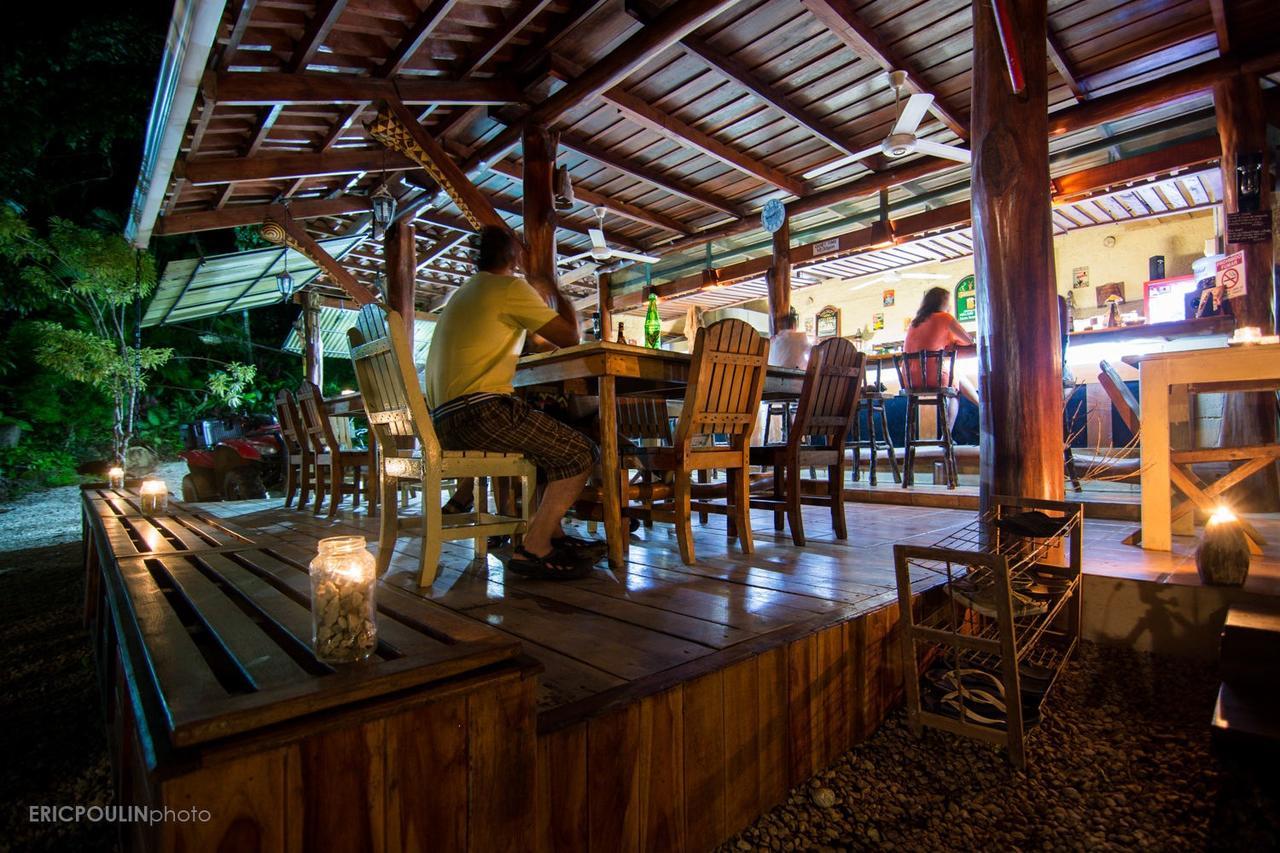 Funky Monkey Lodge Playa Santa Teresa  Екстериор снимка