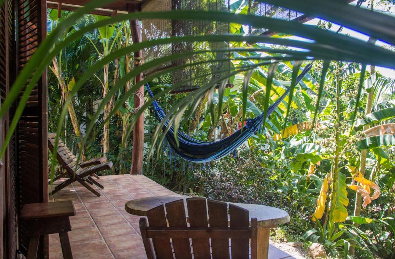 Funky Monkey Lodge Playa Santa Teresa  Екстериор снимка